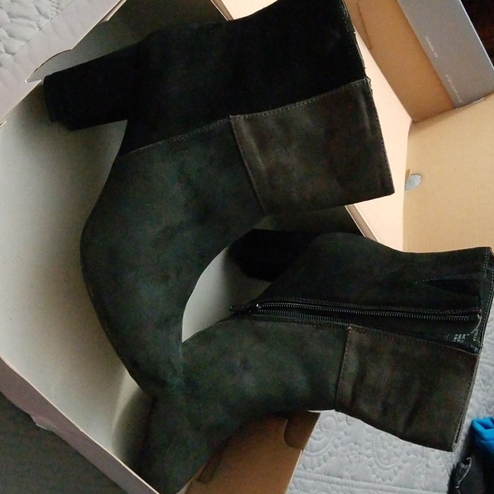 Black and grey sued boots